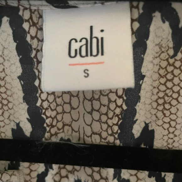 CAbi Python Popover Blouse - Picture 3 of 6